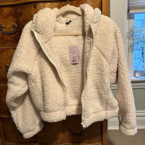 NWT Cropped Target Sherpa